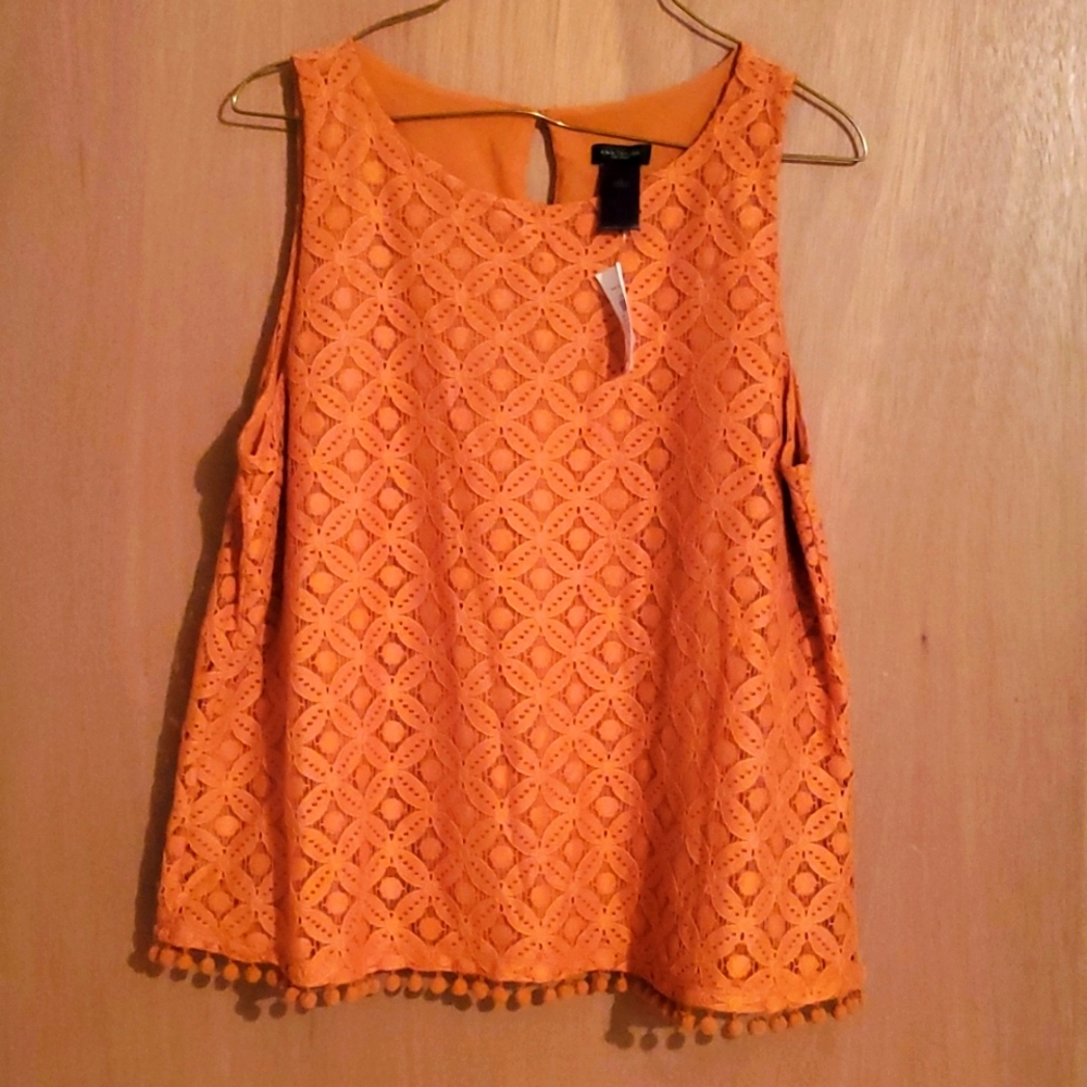 New sleeveless top